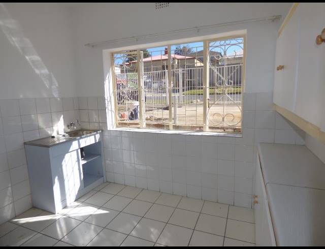 1 BEDROOM PROPERTY TO RENT IN ROSETTENVILLE